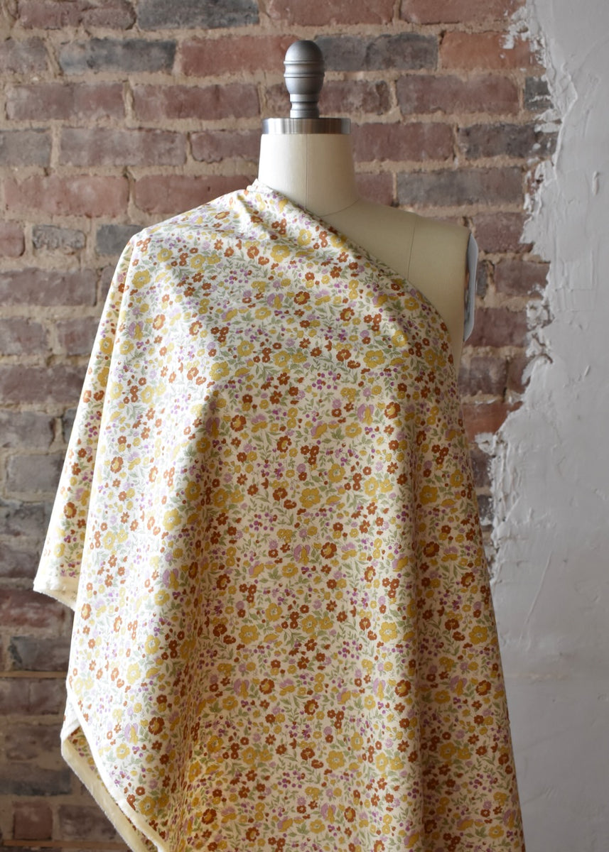 Robert Kaufman Fabrics Sevenberry Petite Garden Summer Sprinkle