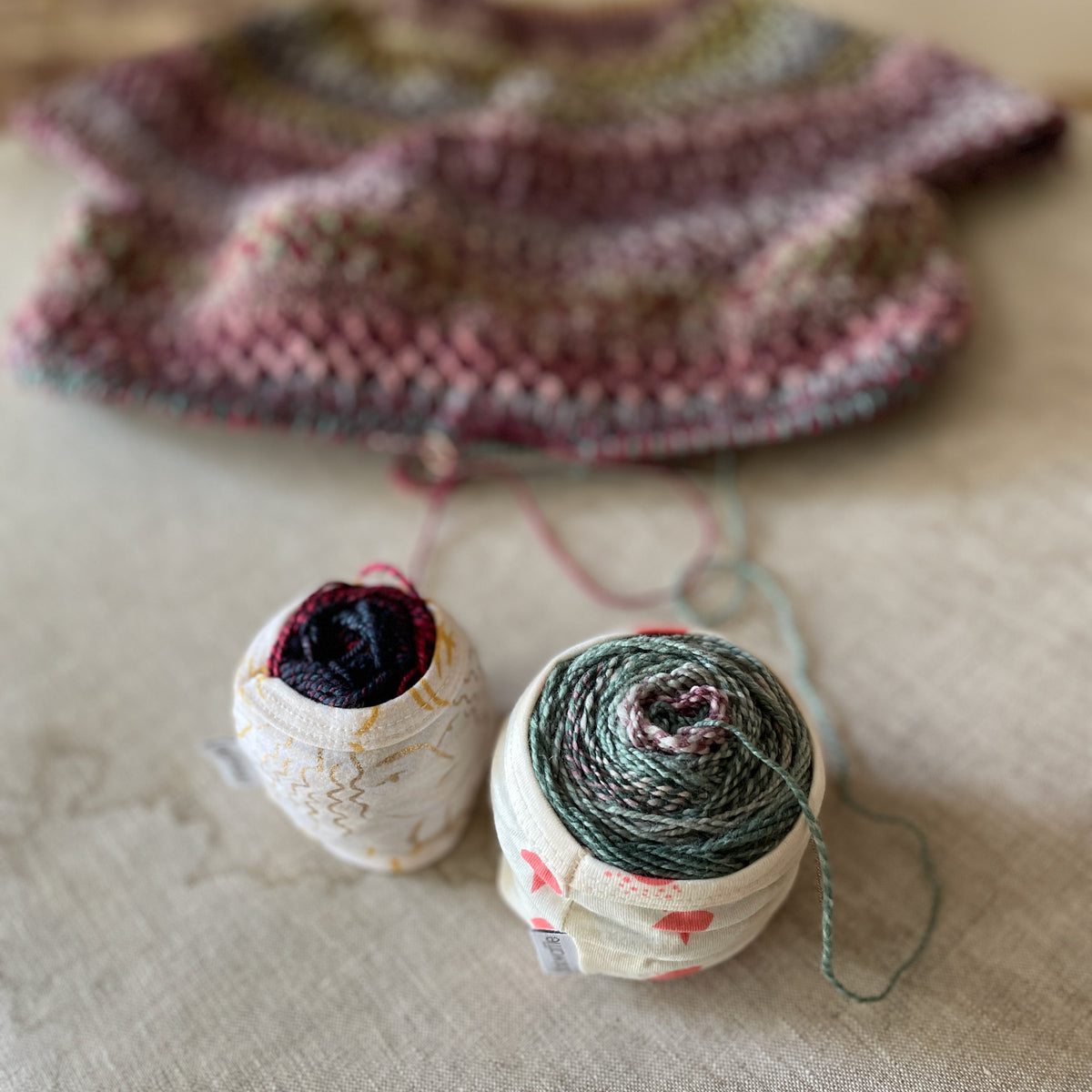 Yarn Cake Cozy- Smooth – Sweet Mountain Crafts