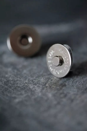 No-Sew Pronged Magnetic Snap