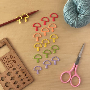 Seamless Mushroom Stitch Markers