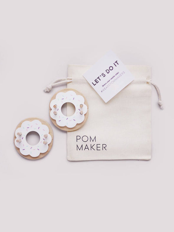 Donut Pom Maker – Medium Size