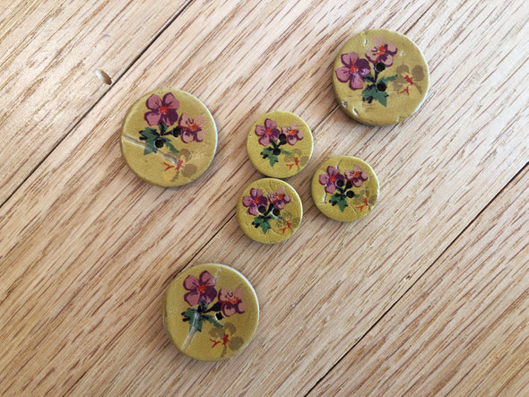 Bouquet Buttons