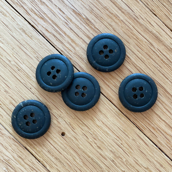 Nero Recycled Resin Buttons